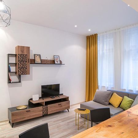 Bilyana'S 1 Bedroom Central Apartment Sofie Exteriér fotografie